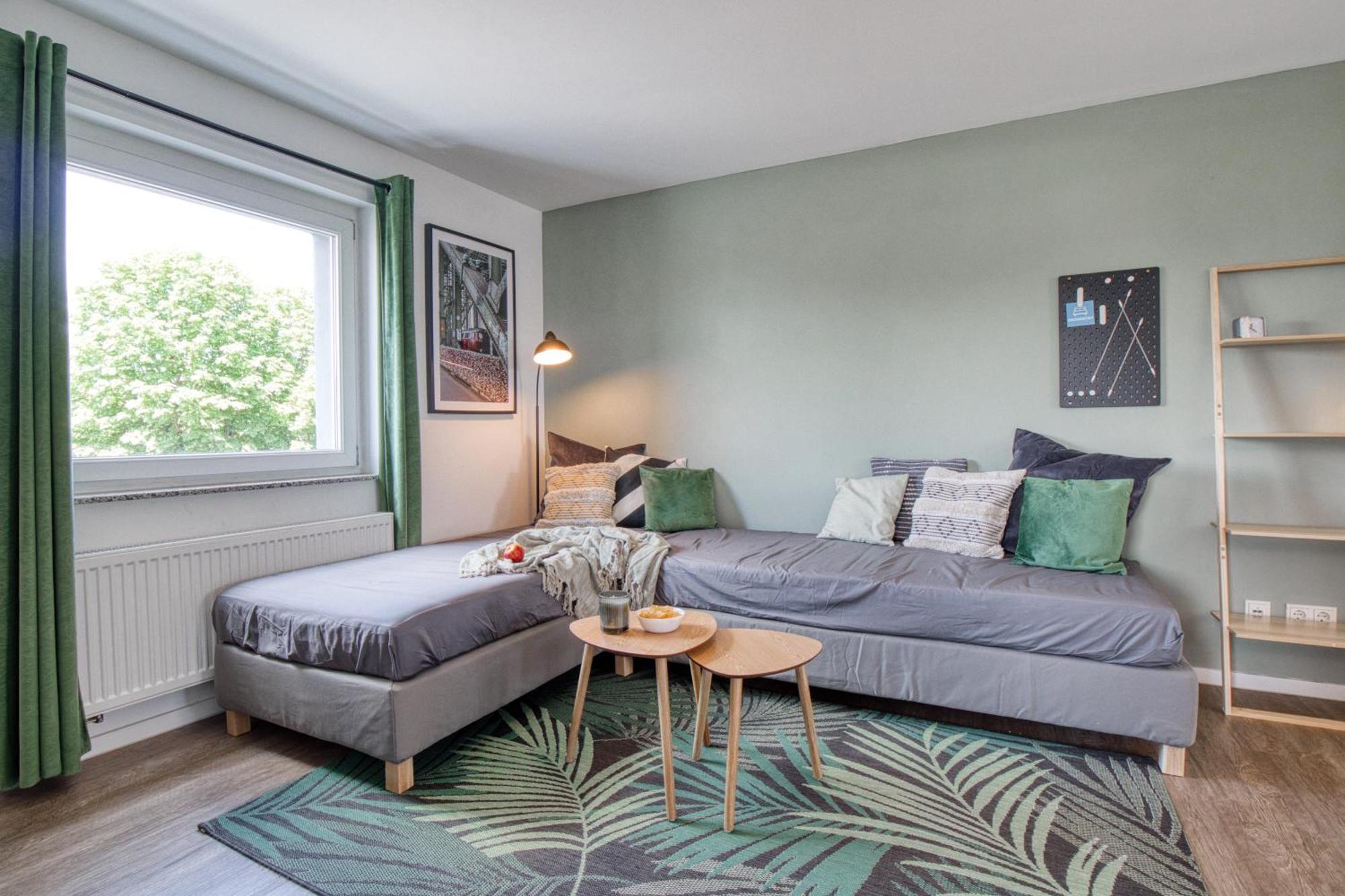Stillvolle Bei Koeln / Bonn Flughafen Apartment